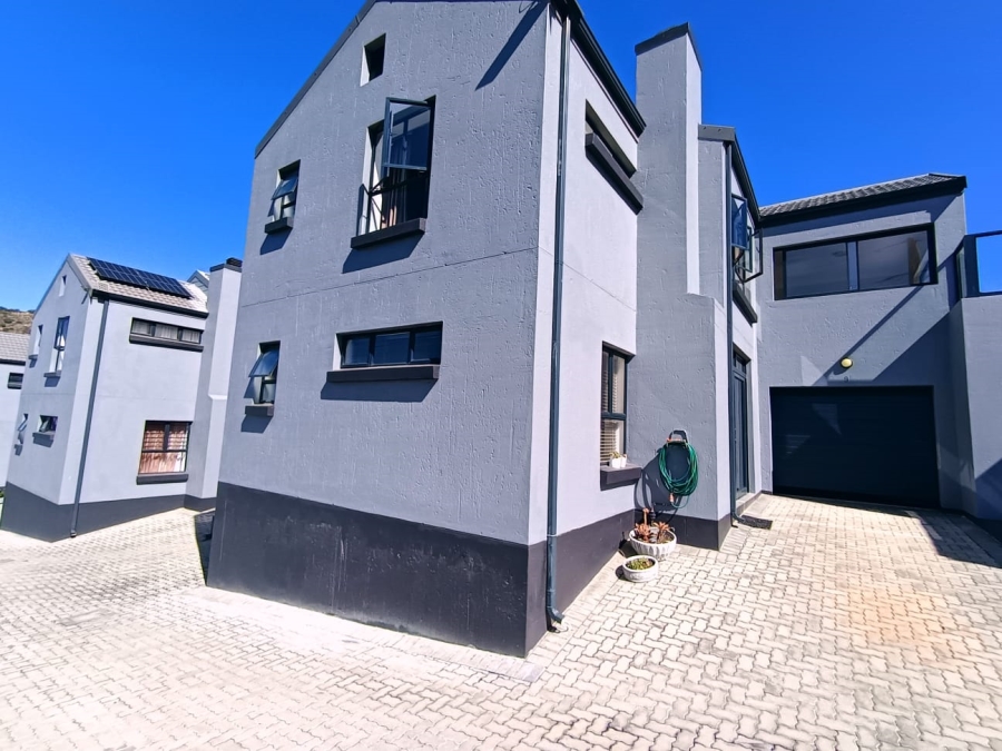 2 Bedroom Property for Sale in Island View Western Cape